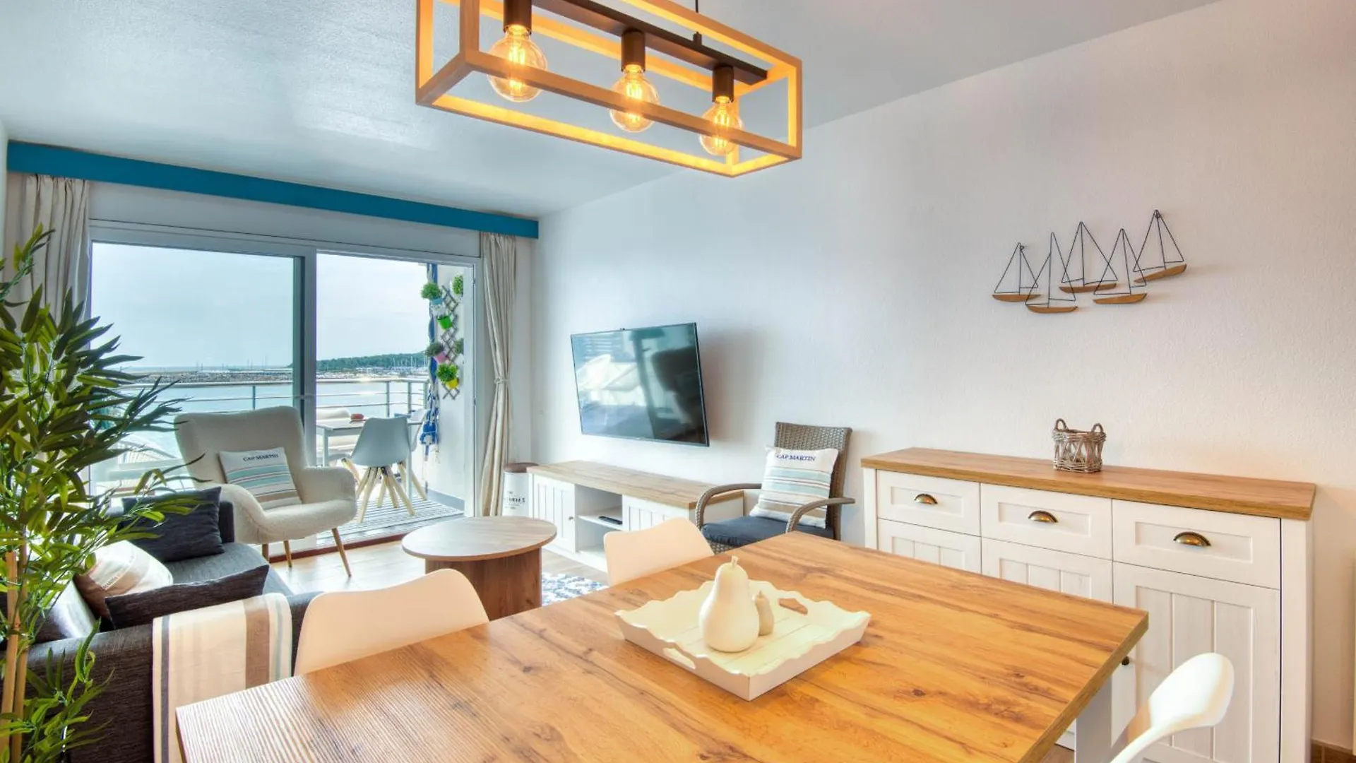 Frontmar Boutique Apartamento L' Escala